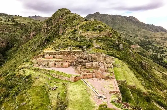 la primavera en cusco con lugares florecidos 
