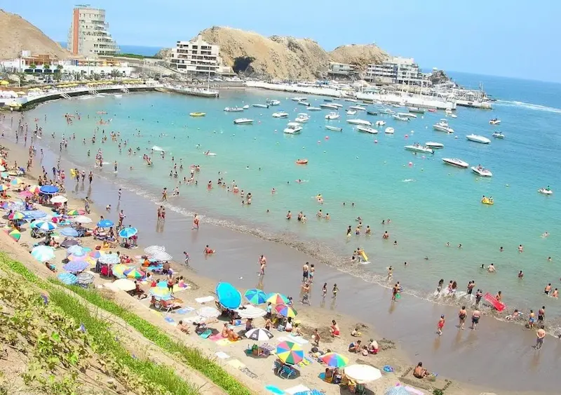 Playa Pucusana