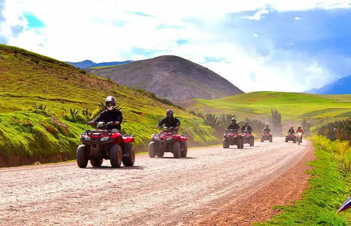  Cuatrimotos en las calles de cusco